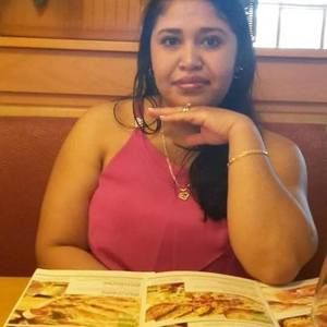 Meet your Posher, Iris